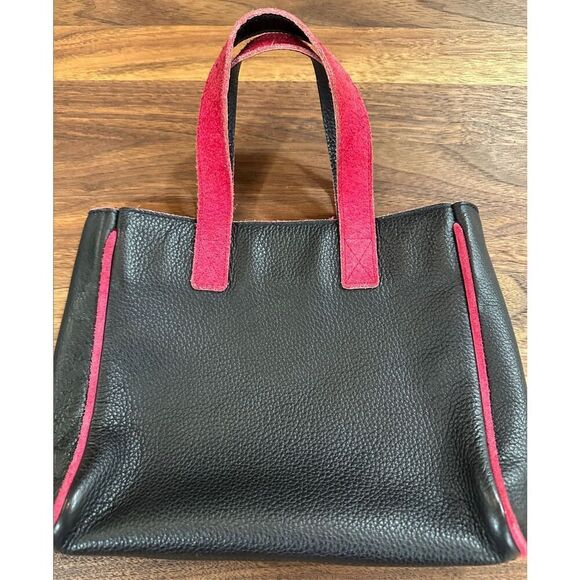 Bvlgari Leather Heart Logo Mini Tote Bag Black Red Gold Preppy Cute Winter Fall - Picture 2 of 12